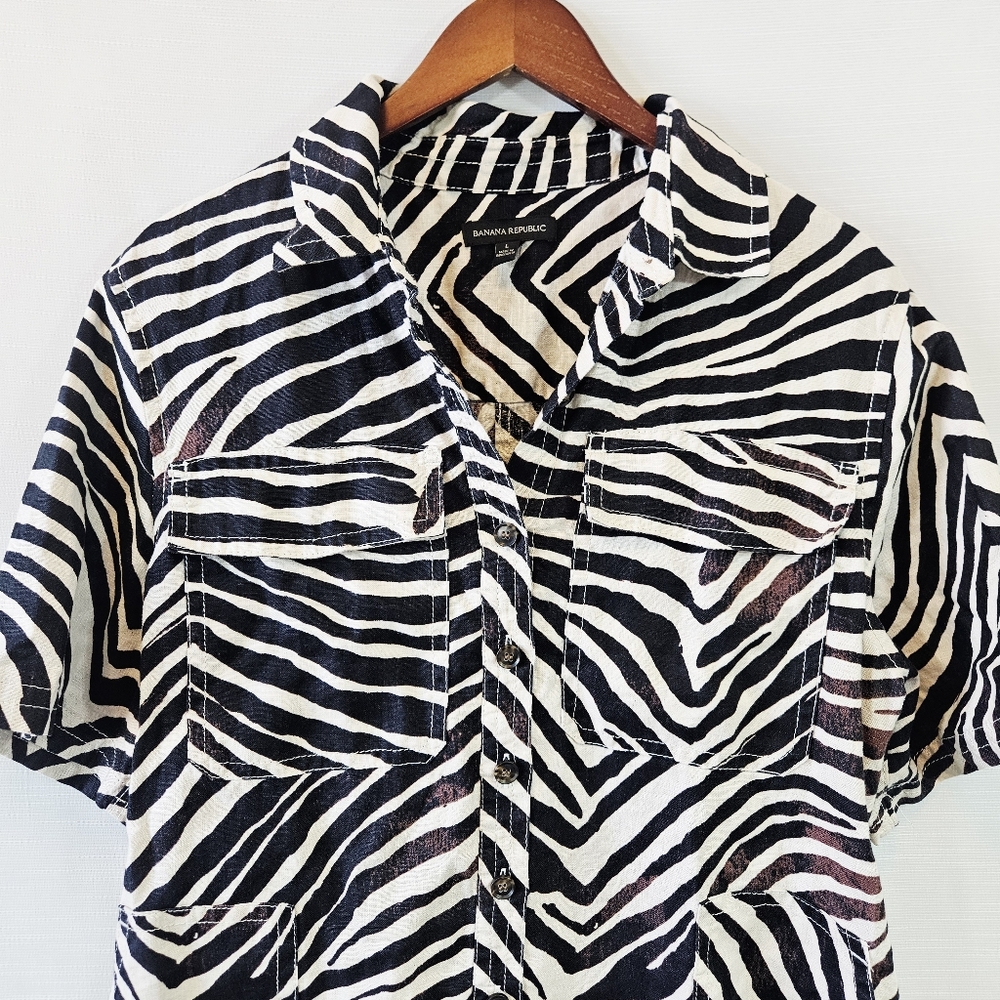Banana Republic Zebra Safari Linen Romper size Large - Picture 4 of 10